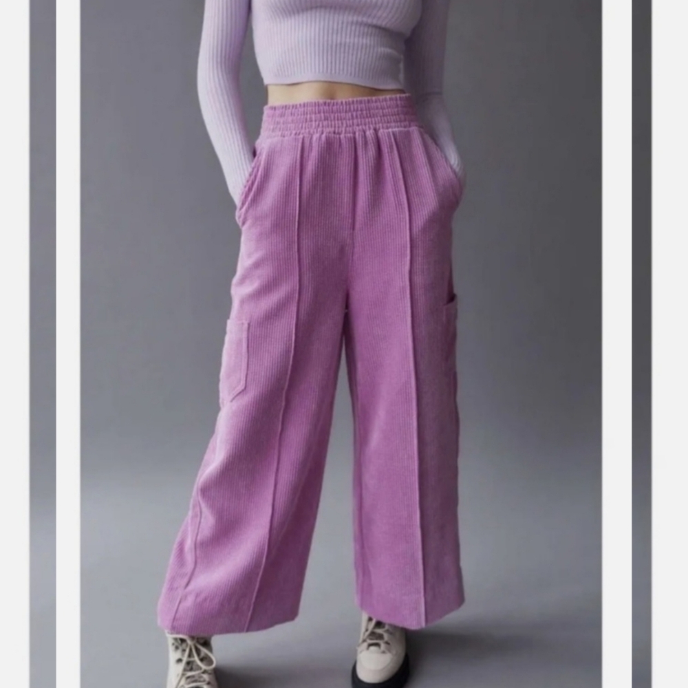 Urban Outfitters XS-TP Pink Wide Leg Cords